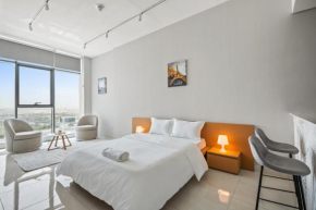 Bright Studio In Vibrant Dubailand District
